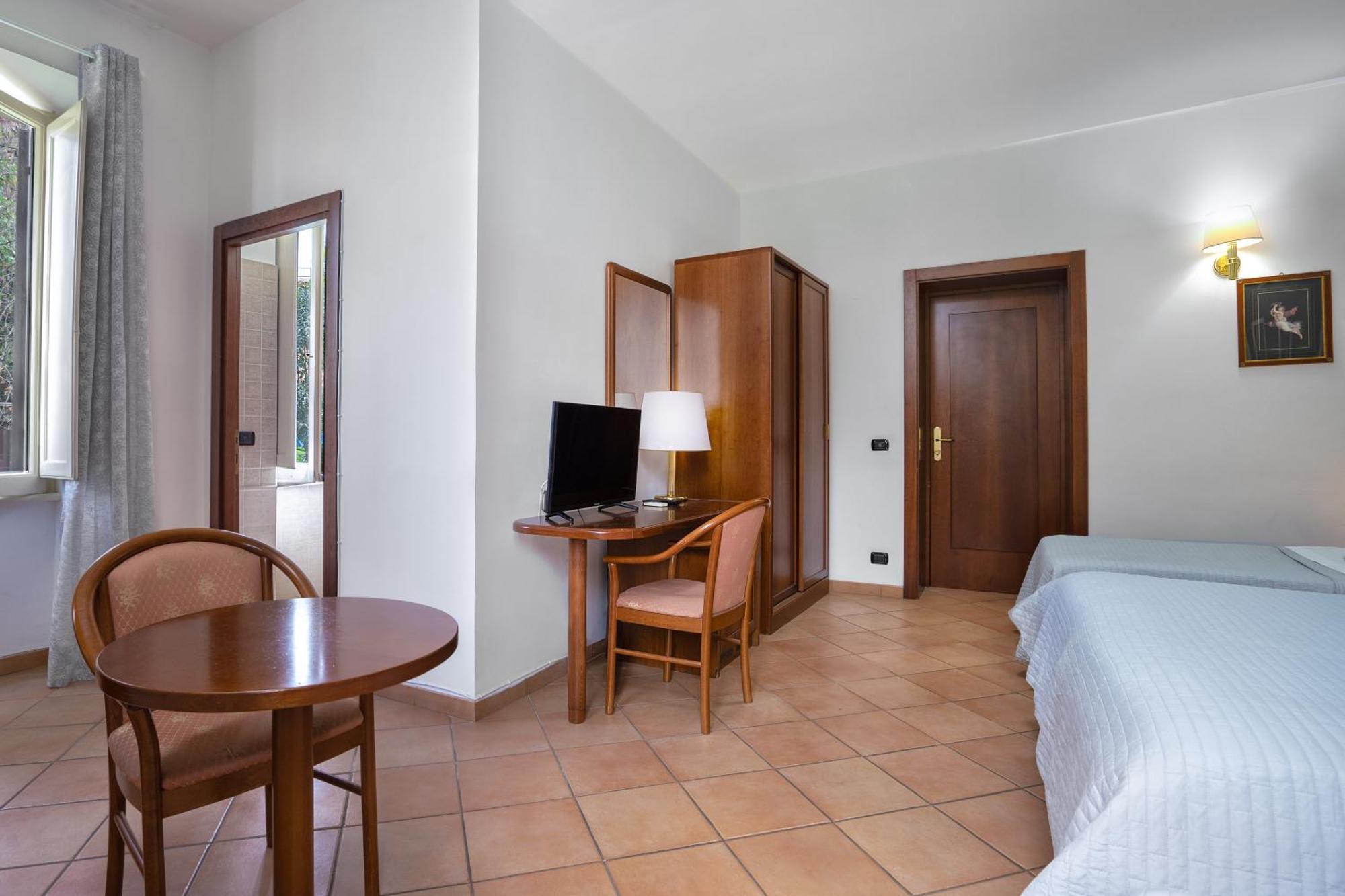 Comfort Rooms Villa Gaia Tor Vergata Ρώμη Εξωτερικό φωτογραφία